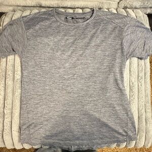 🌺🌸🌼BOGO REI Gray Short Sleeve Tee Classic Crew Neck